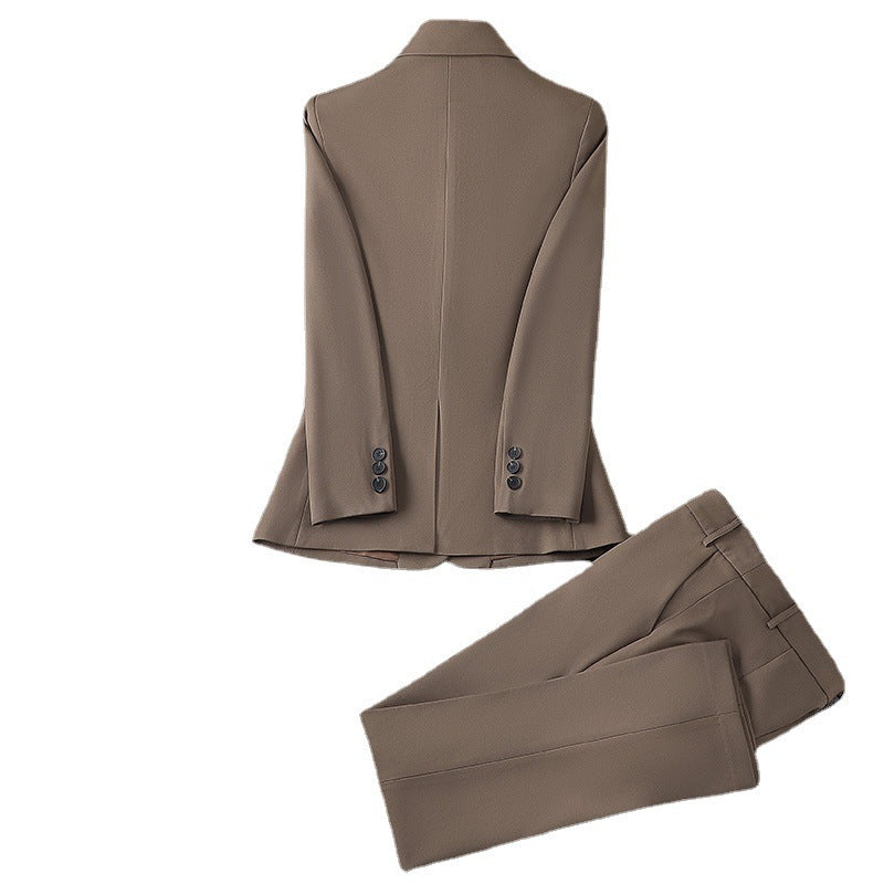 Tailleur SIGNA – Style Sans Compromis