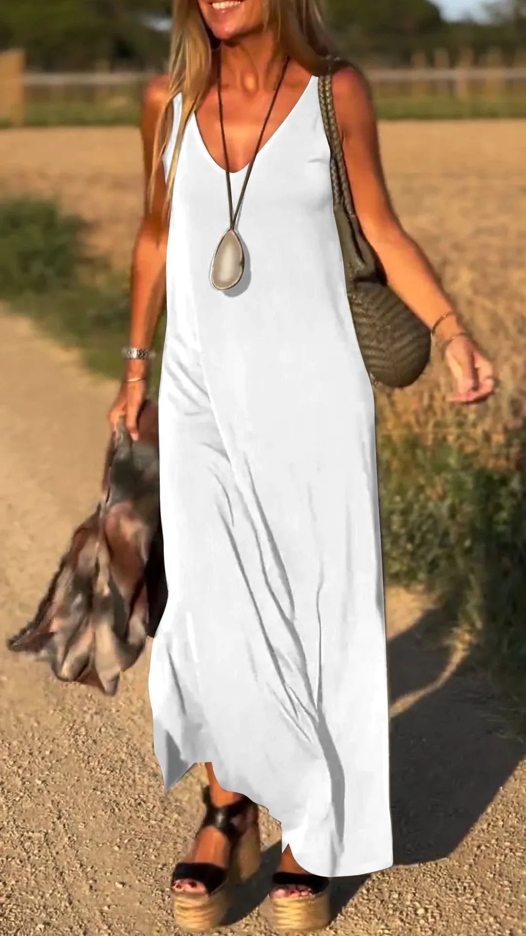 Robe ÉPURE – Beauté Minimaliste