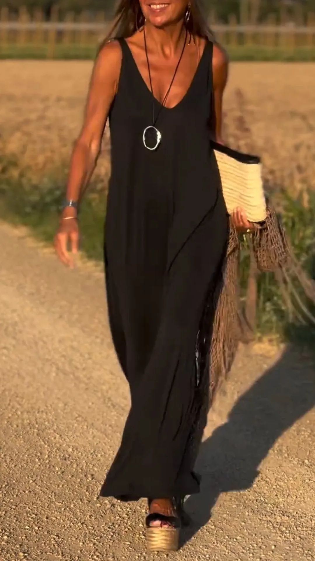 Robe ÉPURE – Beauté Minimaliste