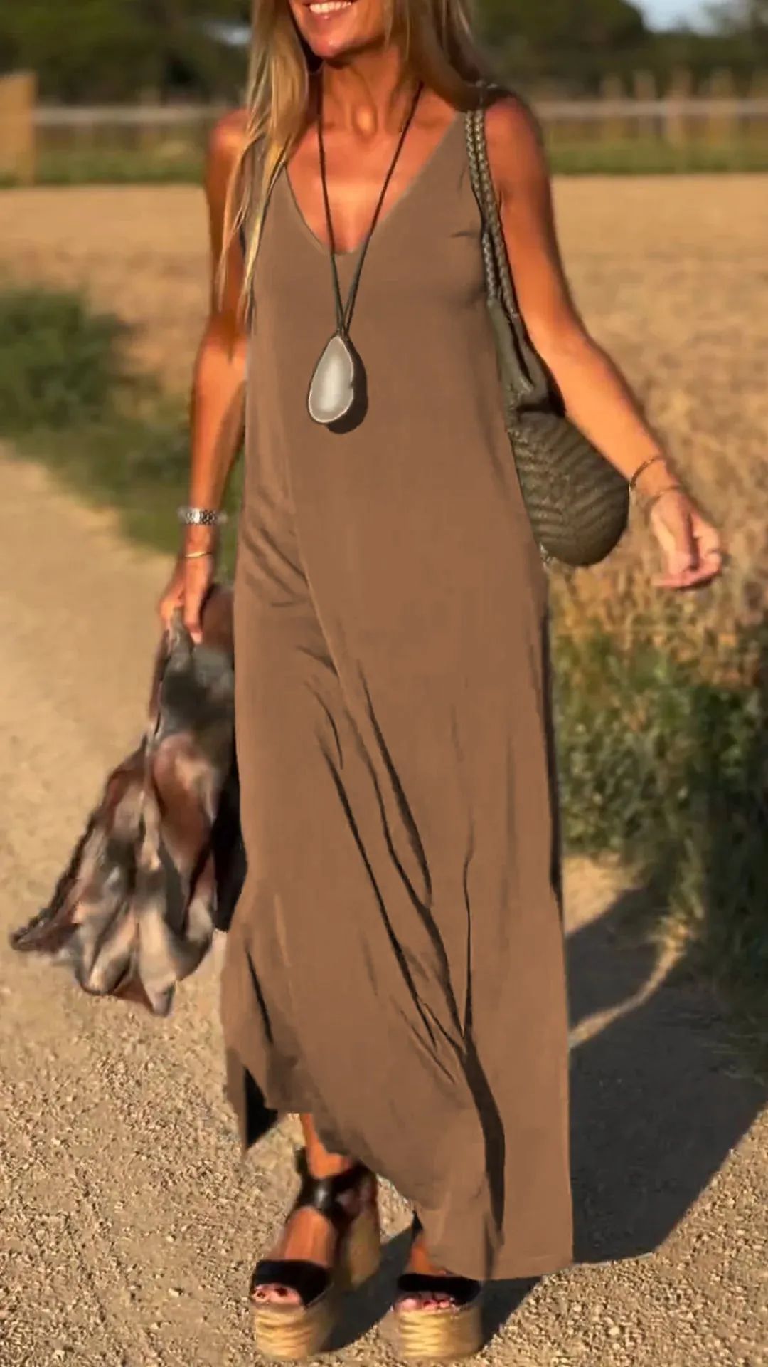 Robe ÉPURE – Beauté Minimaliste