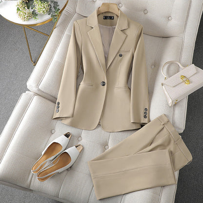 Tailleur SIGNA – Style Sans Compromis