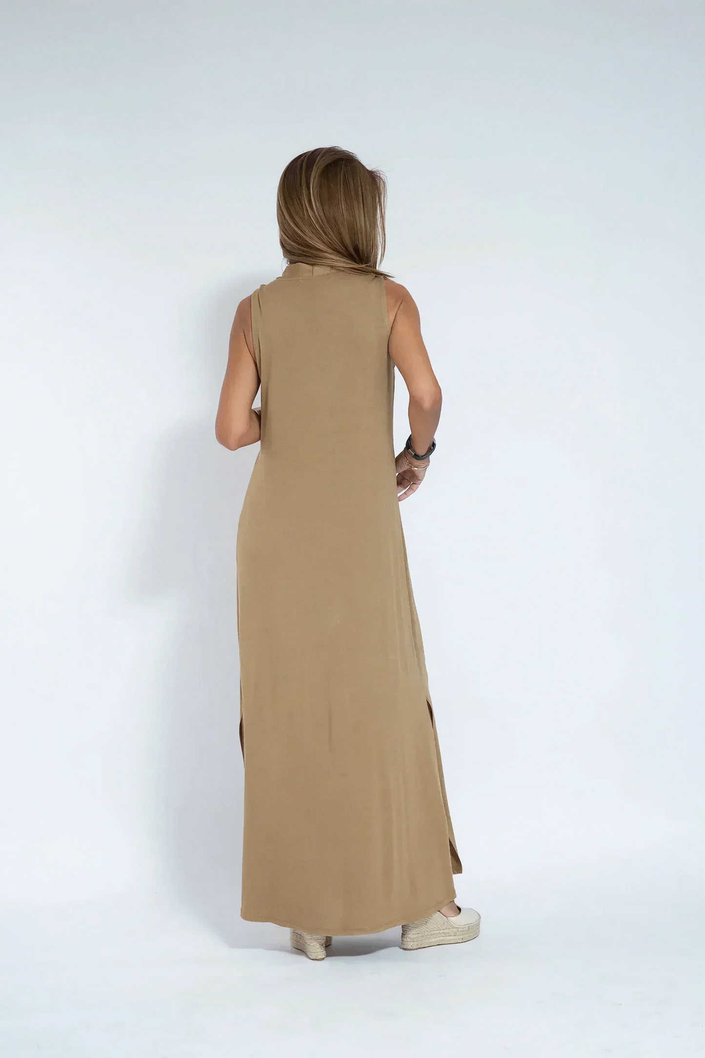 Robe NOMA + Cardigan Offert – Liberté Totale