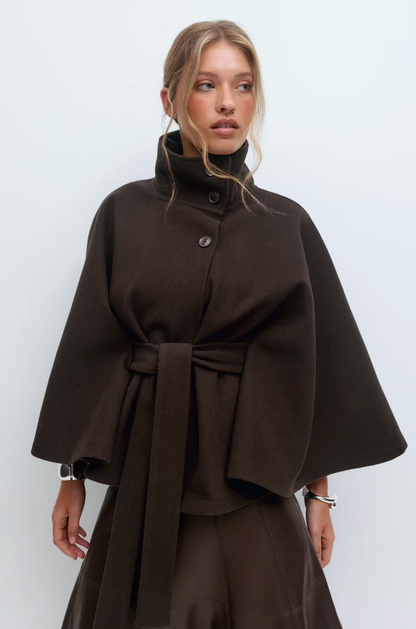 Manteau CYRVA – Sculpture Hivernale