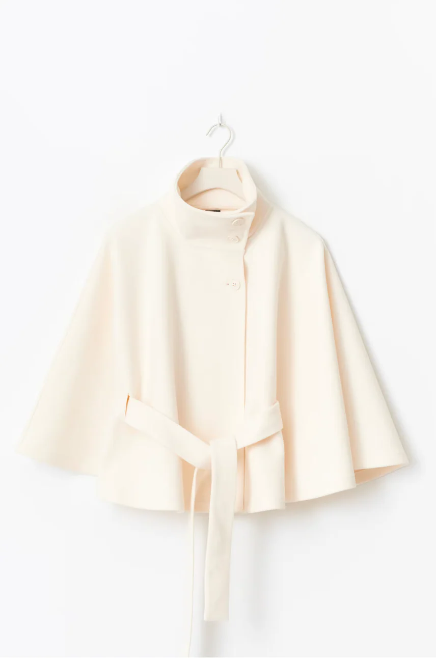 Manteau CYRVA – Sculpture Hivernale