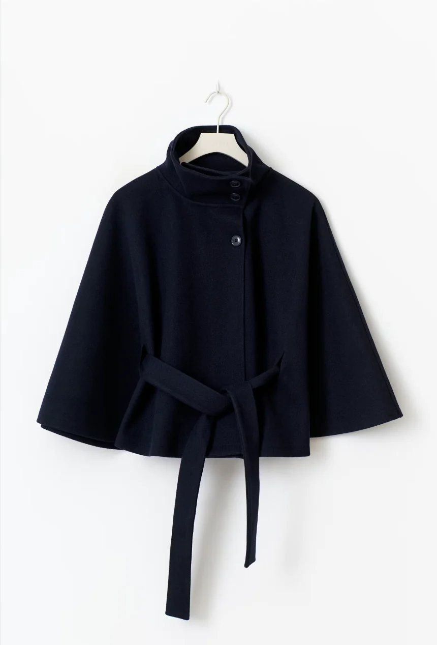 Manteau CYRVA – Sculpture Hivernale