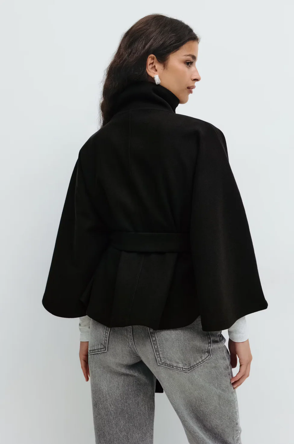Manteau CYRVA – Sculpture Hivernale